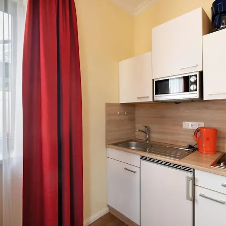 Komfort Roemersberger - 1 *